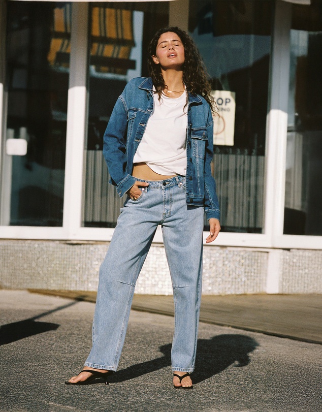 DRICOPER DENIM - Chloe Mid Rise Barrel Jeans
