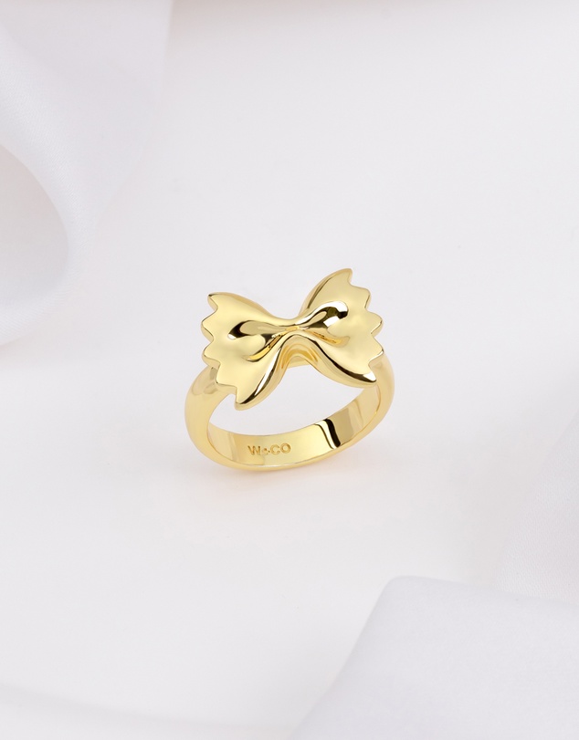 Wanderlust + Co - Bow Tie Pasta Gold Ring
