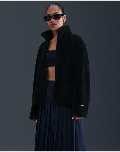 Black & Sail