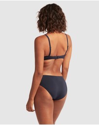 Sea Level Australia - Essentials Cross Front Moulded Underwire Bra