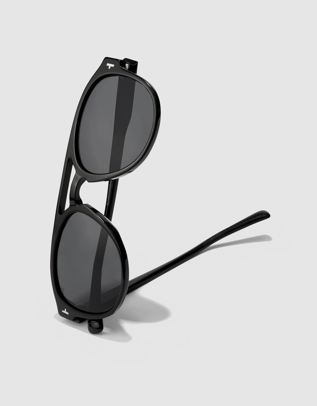 Hawkers Co - HAWKERS - Polarized Black Dark DIVER Sunglasses for Men and Women UV400