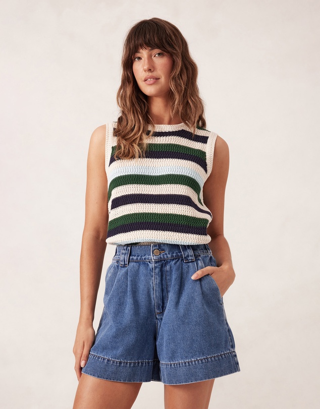 Ceres Life - Billie Pleat Front Short
