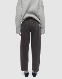 COS - Arch Tapered Jeans