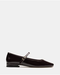 Wittner - Aria Crinkle Patent Leather Mary Janes