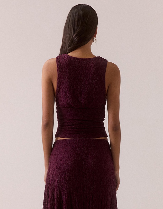 SOVERE - Aaila Lace Top