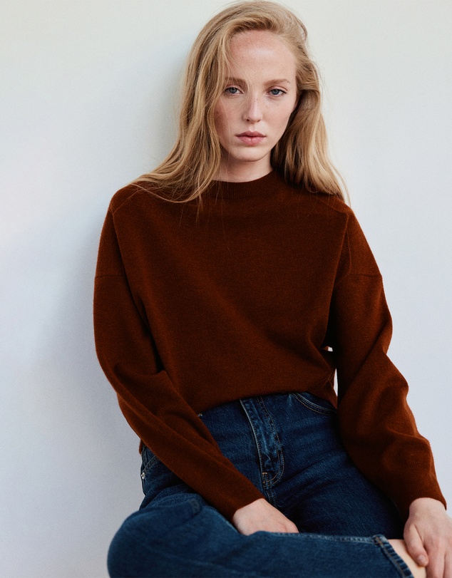M.N.G - Nekkon Sweater