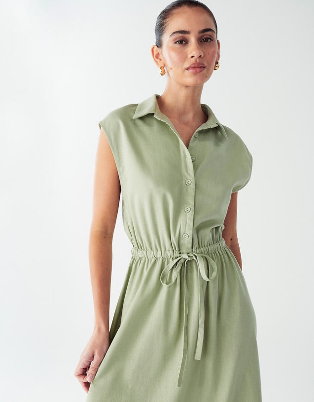 Willa - Petal Maxi Dress