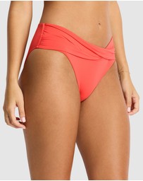 Sea Level Australia - Essentials Edit Twist Mid Bikini Pant