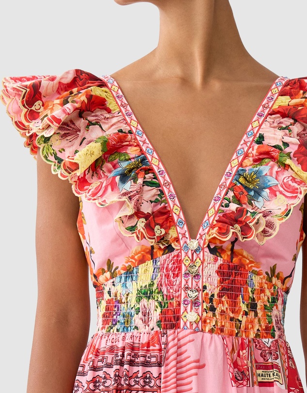 Camilla - Tiered Dress With Neck Frill