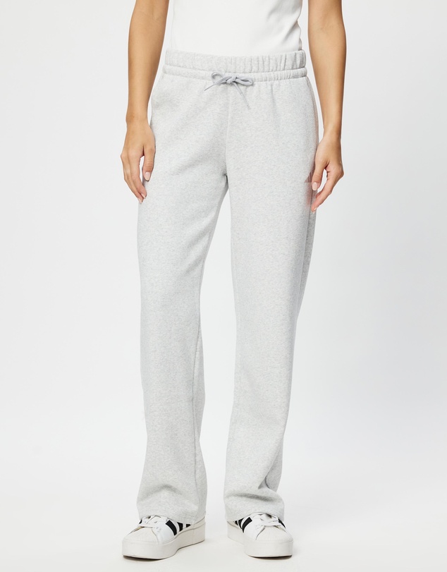 adidas Sportswear - Essentials Small Logo Feel Cozy Open-Hem Pants
