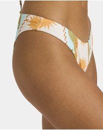 Billabong - Womens Sunblind Hike Medium Bikini Bottom