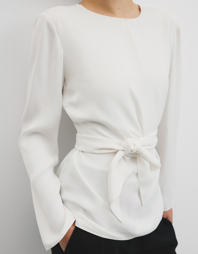 Country Road - Twist Long Sleeve Blouse