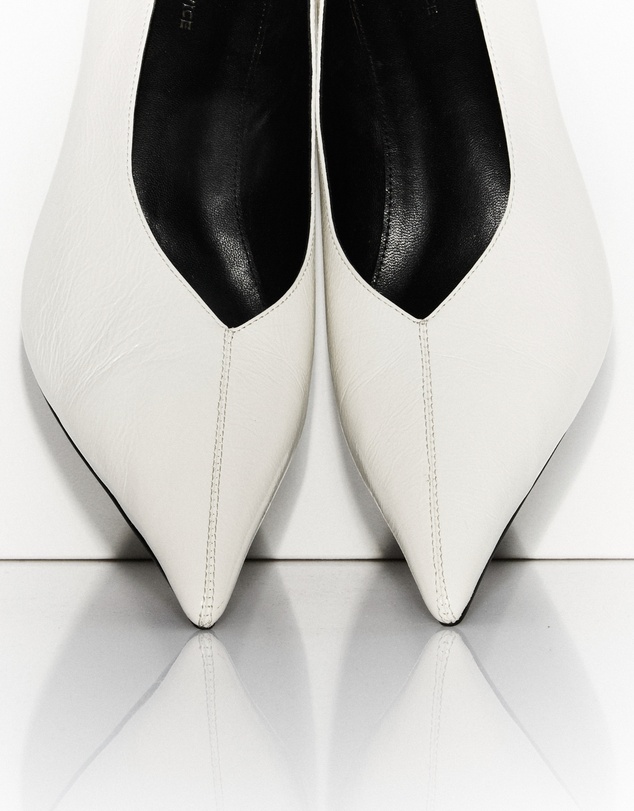 Nakedvice - The Hilton White Heel