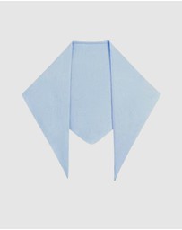 SILK MAGNOLIA - Cashmere Triangle Scarf