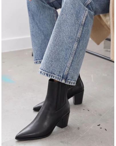 Atmos&Here - Juno Cowboy Ankle Boots