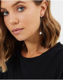 Stephanie Browne - Mode Pearl Earrings