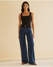 Atmos&Here - Blair Scoop Button Front Tank