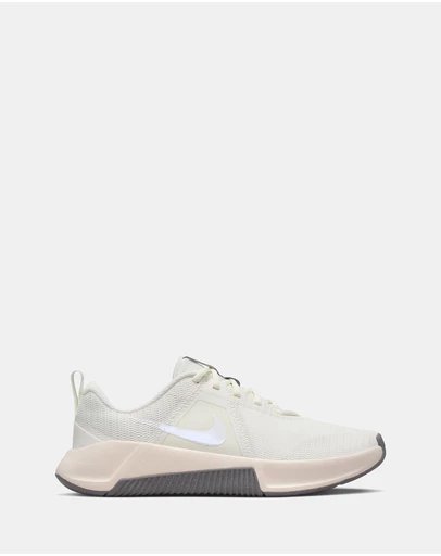 Nike - MC Trainer 3 - Women's