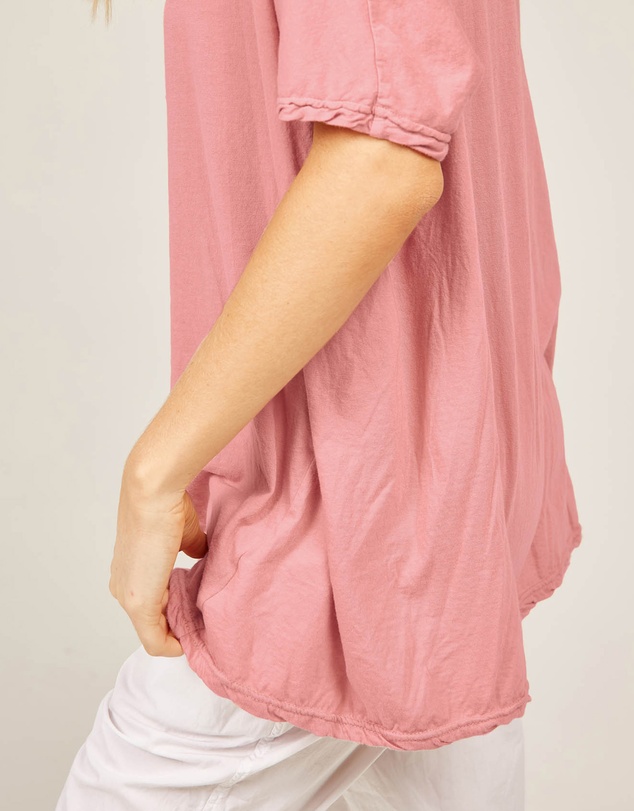 Primness - Loose V Tee