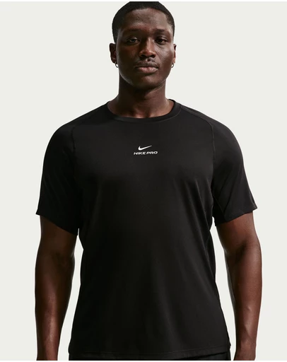 Nike - Pro Training Nike Dri-FIT Short-Sleeve Top