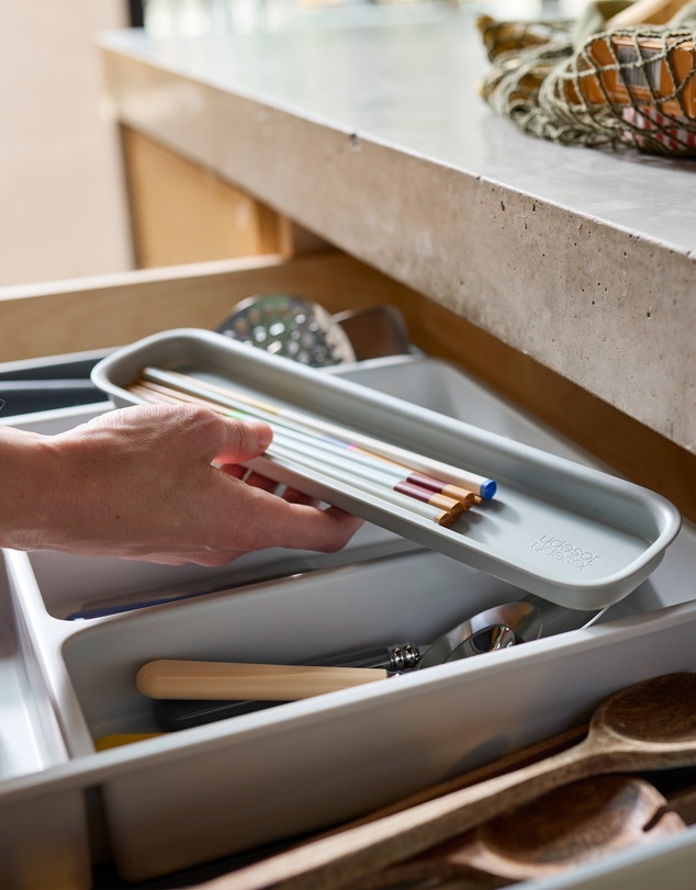 Joseph Joseph - DrawerStore™ Expanding Cutlery Organiser