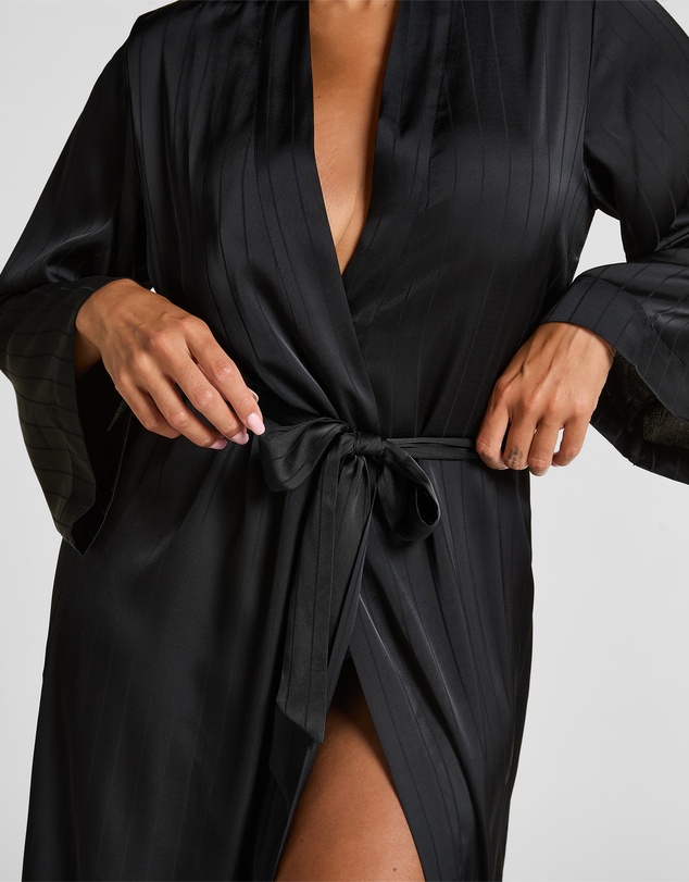 Hunkemoller - Long Satin Pinstripe Kimono