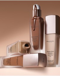 Elizabeth Arden - Flawless Finish Skincaring Foundation