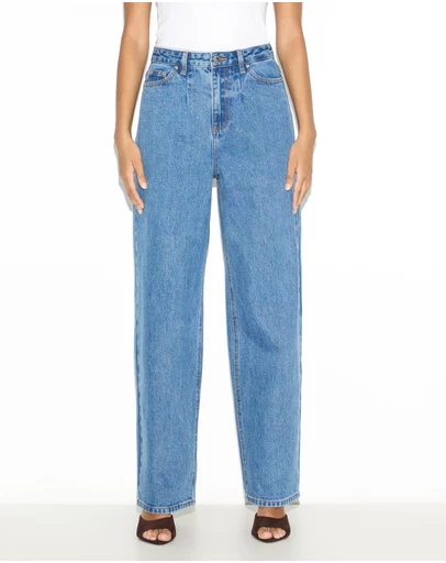 Dazie - Naples Pleat High Waisted Relaxed Jeans