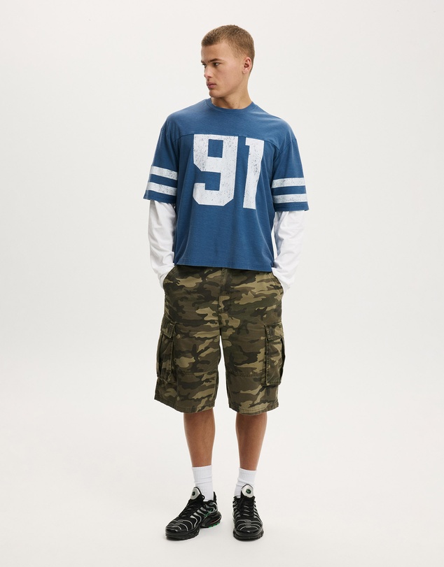 Cotton On - Cropped Fit Graphic T-Shirt