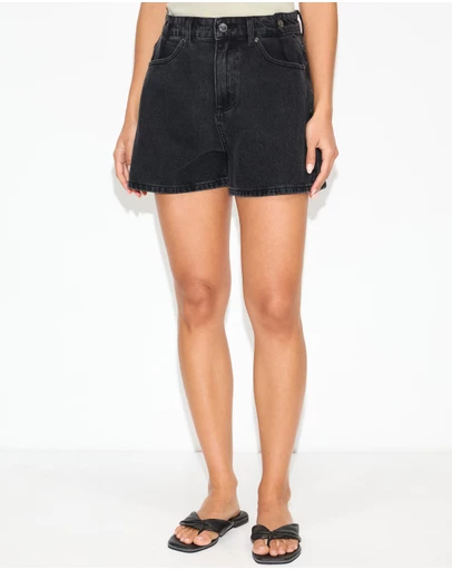 Dazie - Daze Adjustable Waist Denim Shorts