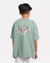 New Balance - Back Graphic Queue Tee