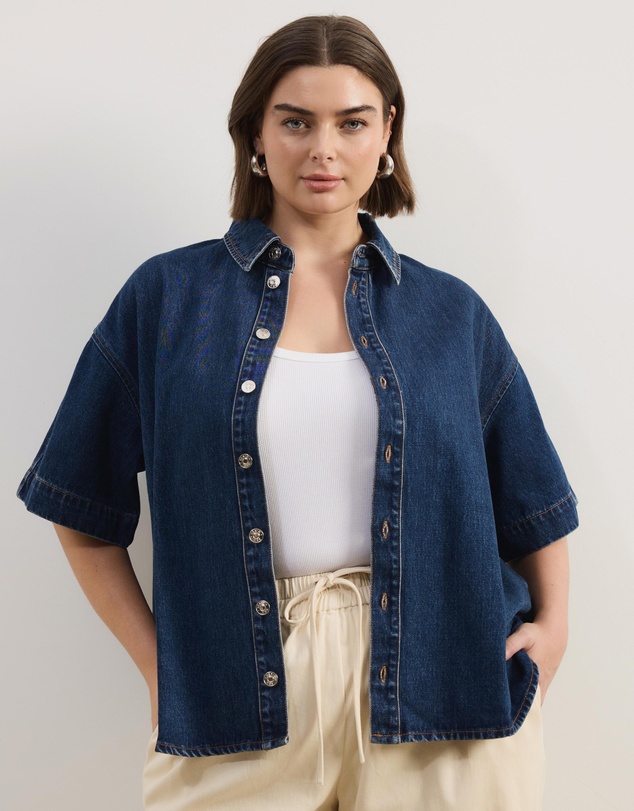 Atmos&Here Curvy - Mona SS Denim Shirt