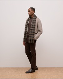 Trenery - Merino Classic Crew in Espresso