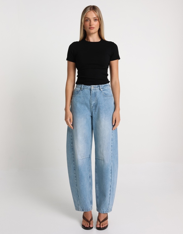Madison The Label - Cora Barrel Jeans