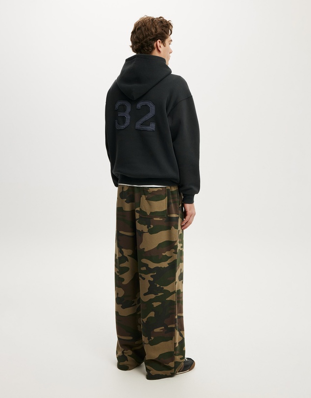 Cotton On - Super Baggy Track Pant