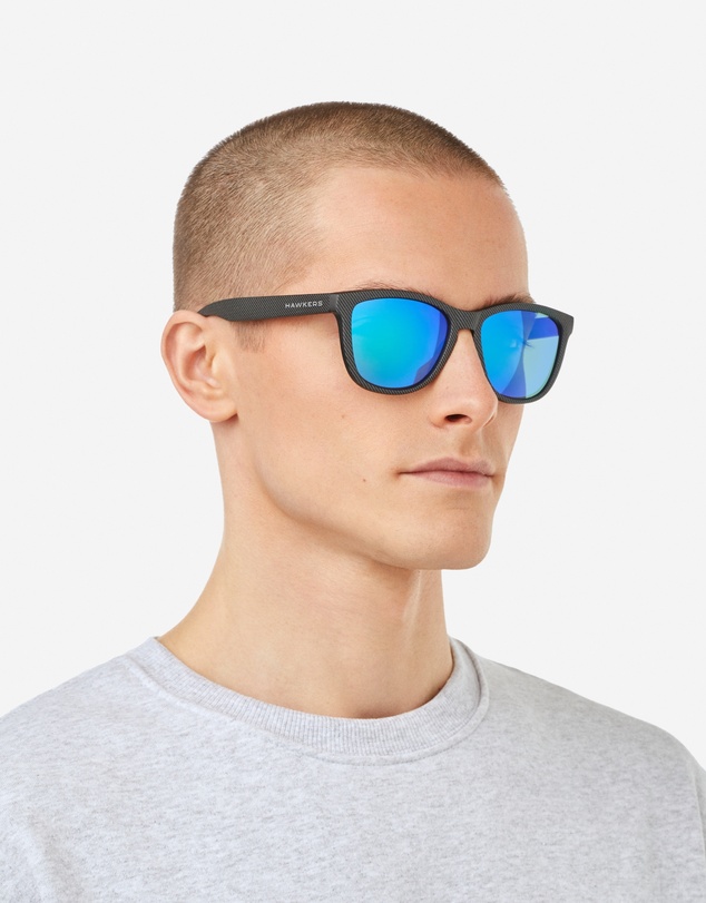 Hawkers Co - HAWKERS - Polarized Black Emerald ONE CARBONO  Sunglasses for Men and Women UV400
