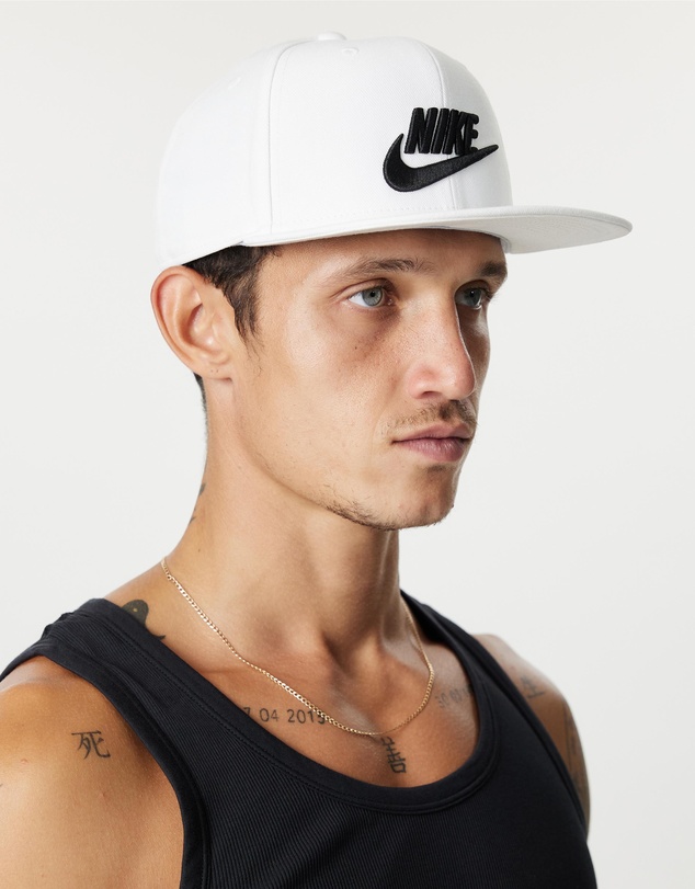 Nike - Nike Dri-FIT Pro Structured Futura Cap