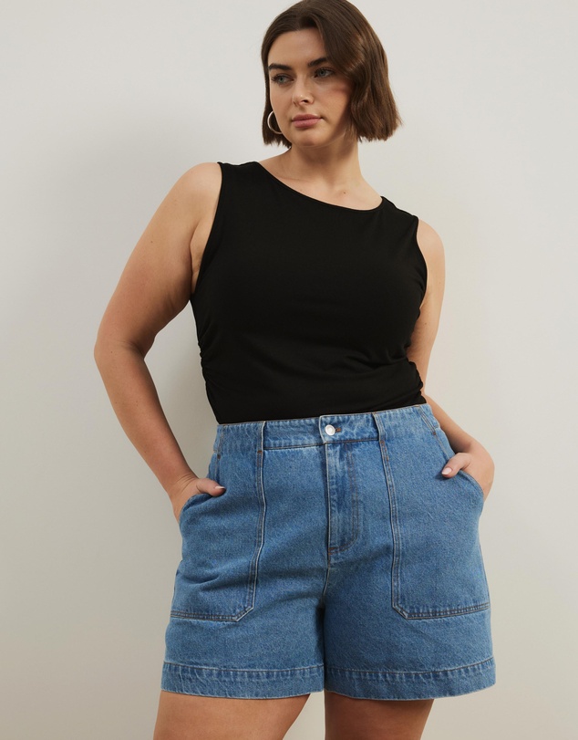 Atmos&Here Curvy - Samira Relaxed Denim Shorts