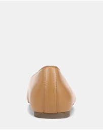 Vionic - Klara Ballet Flat - Camel Leather