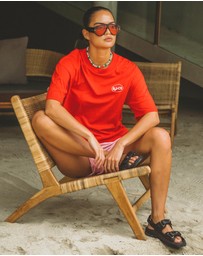 Araminta James - Chillin Tee