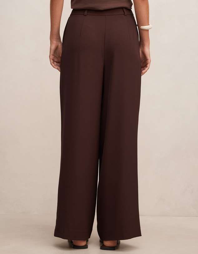 Forever New - Annabelle Pleated Wide Leg Pants