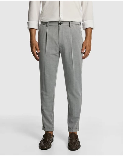 yd. - Motion Slim Cropped Chino