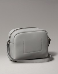 Calvin Klein - Sculpted Camera Bag
