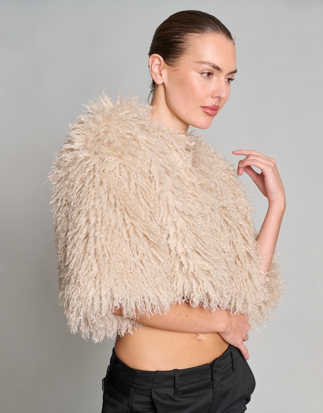 Love and Nostalgia - Little Fur Coat - Ivory