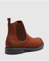Uncut - Mason Boots