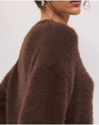 Calli - Rae V-Neck Fluffy Knit Oversized Jumper