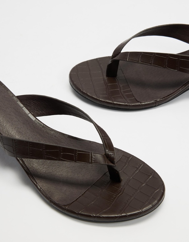 AERE - Leather Wedge Heel Thongs