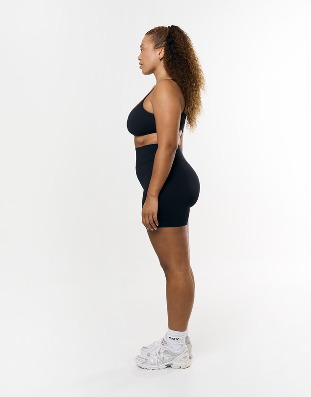 STAX. - Midi Bike Shorts Airlyte - Black