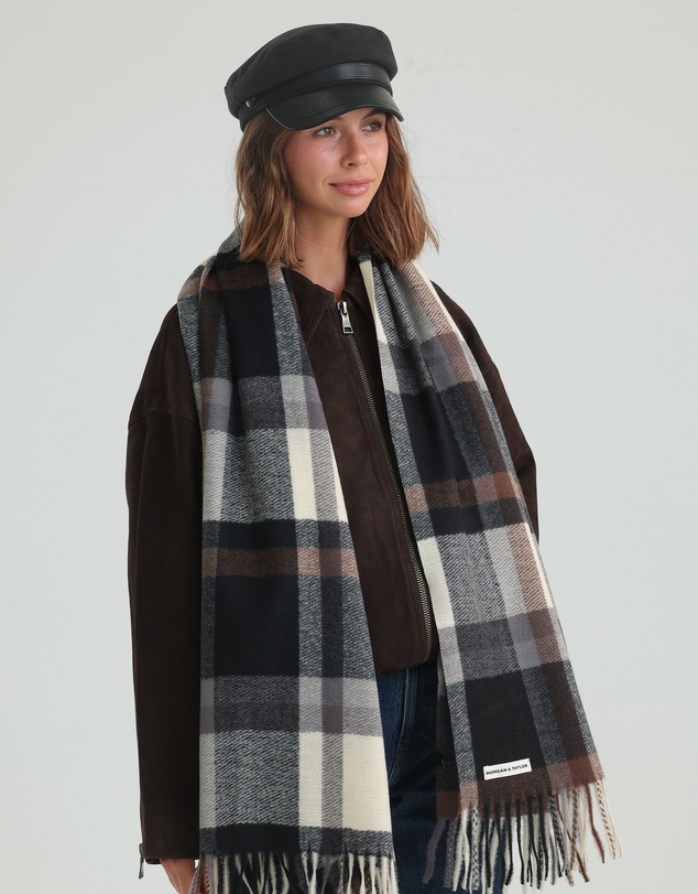 Morgan & Taylor - Hana Scarf in Black