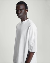 COS - OVERSIZED HEAVYWEIGHT MOCK-NECK T-SHIRT